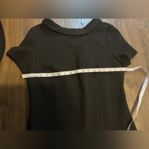 Boden Black Quilted Textured Top with Collar | Size 6 | Quiet Luxury Preppy - Picture 7 of 11